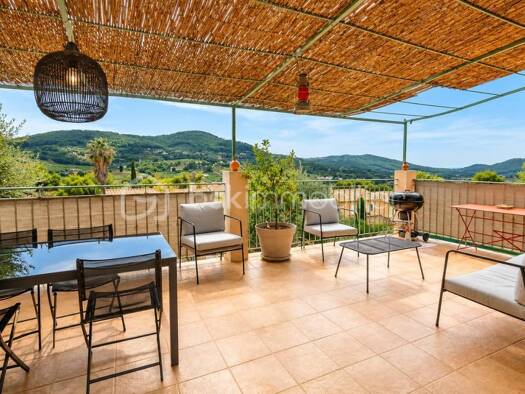 Maison à vendre 835 000 € 5 pièces 4 chambres 110 m² 500 m² de terrain La Cadière-d'Azur 83740