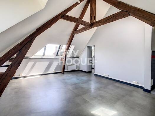 Appartement à louer 645 € 3 pièces 1 chambre 45 m² Étage 2/2 Thury-en-Valois 60890