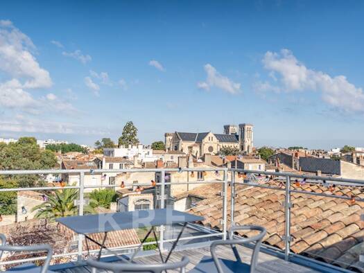 Immeuble à vendre 2 080 000 € 330 m² Centre ville Bordeaux 33000