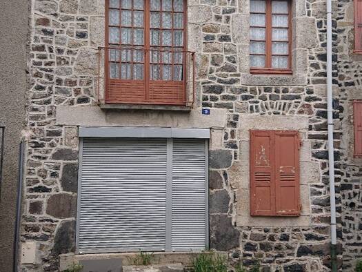 Maison à vendre 47 000 € 6 pièces 3 chambres 65 m² Le Monastier-sur-Gazeille 43150