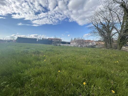 Terrain constructible à vendre 79 000 € 1 103 m² de terrain Lens-Lestang 26210