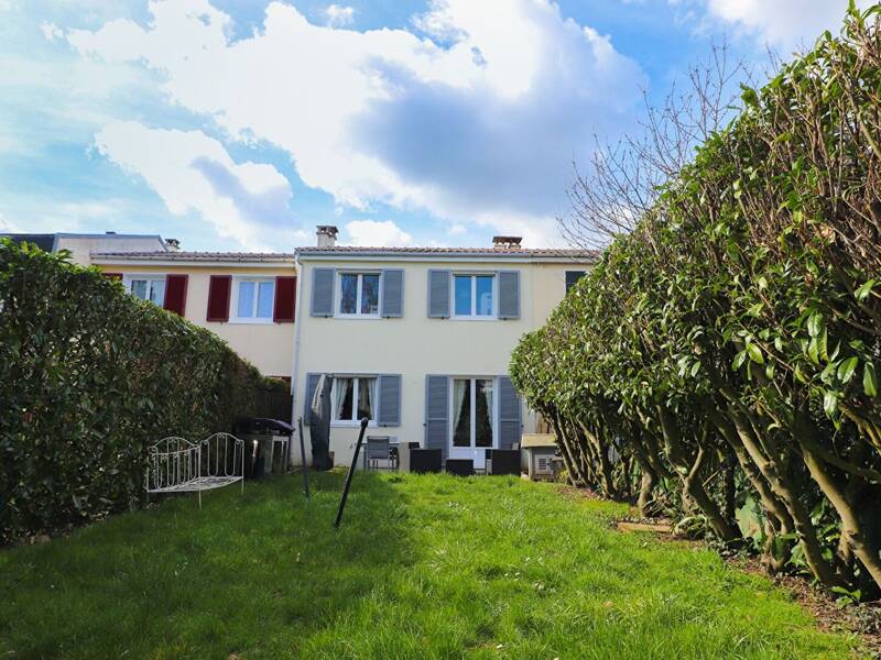 Maison à louer, 81m², MENNECY