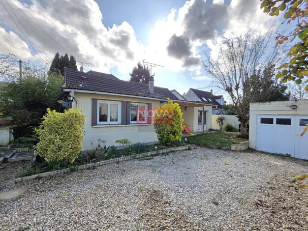 Maison de plain-pied à vendre 249 000 € 4 pièces 2 chambres 70 m² 269 m² de terrain Villiers-le-Bel 95400