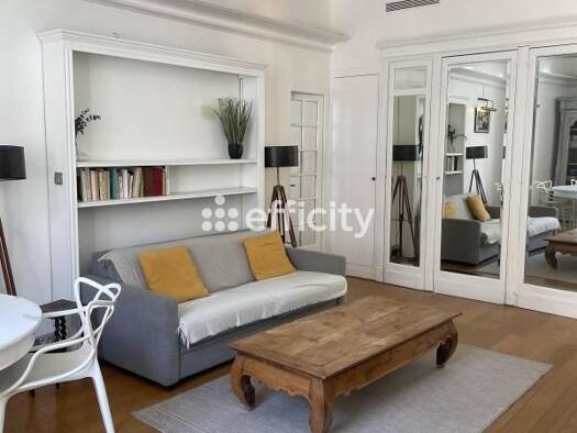 Appartement à vendre 750 000 € 2 pièces 1 chambre 56 m² 4ème étage Saint Philippe du Roule Paris 8ème arrondissement 75008