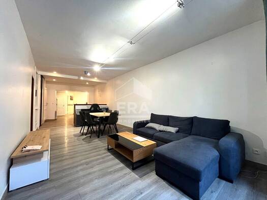 Appartement à louer 600 € 3 pièces 2 chambres 69 m² RDC/2 Centre Ville Blois 41000