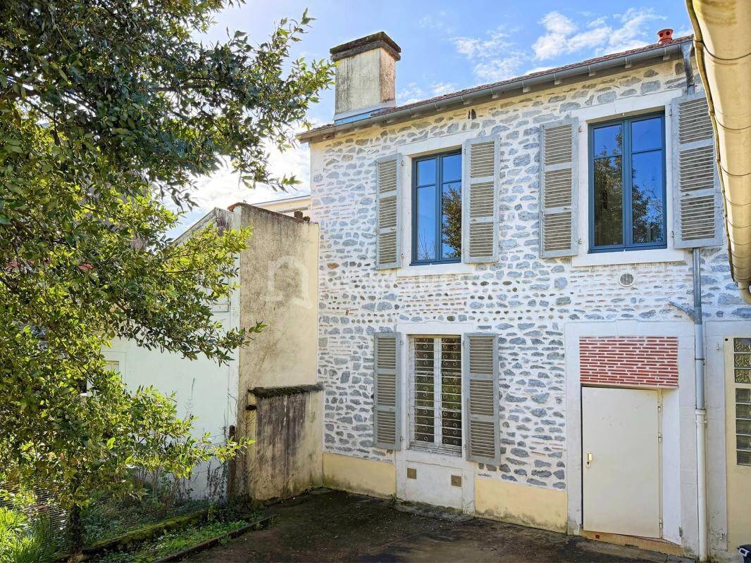 Maison à vendre, 195m², PAU