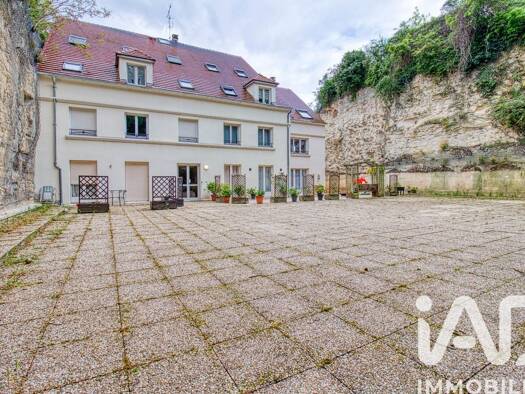 Duplex à vendre 318 000 € 6 pièces 4 chambres 123 m² Étage 2/2 Denouval Andrésy 78570