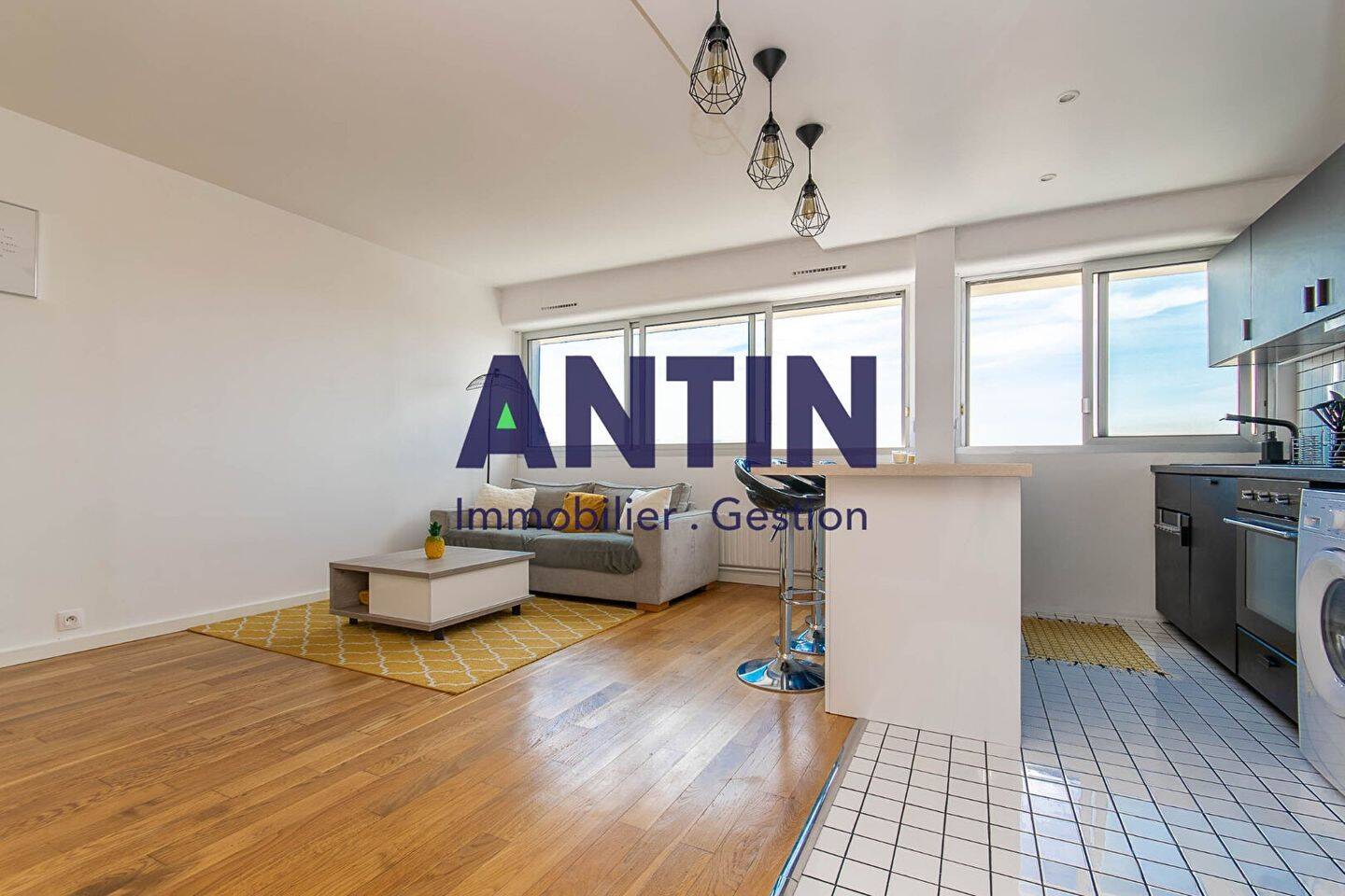 Maison à louer, 44m², COURBEVOIE