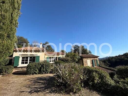 Maison en viager occupé Bouquet 410 000 € 4 pièces 2 chambres 120 m² 16 000 m² de terrain La Garde-Freinet 83680