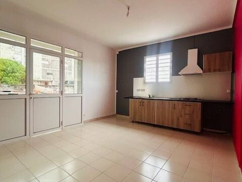 Maison à louer, 38m², POINTE A PITRE