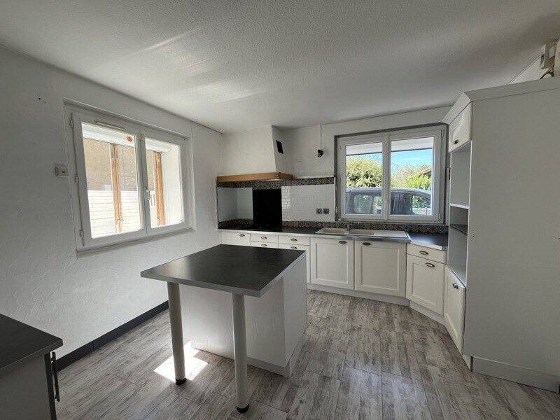 Maison à louer, 110m², SEGOUFIELLE