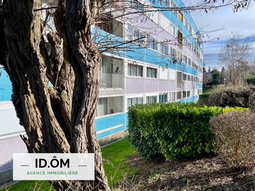 Appartement à vendre 150 000 € 4 pièces 3 chambres 75,5 m² RDC/4 Les Monrois-Fdv Sucy-en-Brie 94370