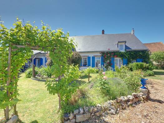 Maison à vendre 525 000 € 11 pièces 4 chambres 261 m² 1 181 m² de terrain Saint-Piat 28130
