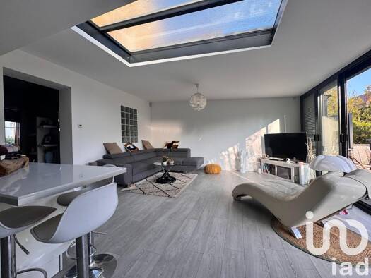 Maison à vendre 750 000 € 6 pièces 5 chambres 129 m² 649 m² de terrain Le Petiti Val-Clos de Ville Sucy-en-Brie 94370