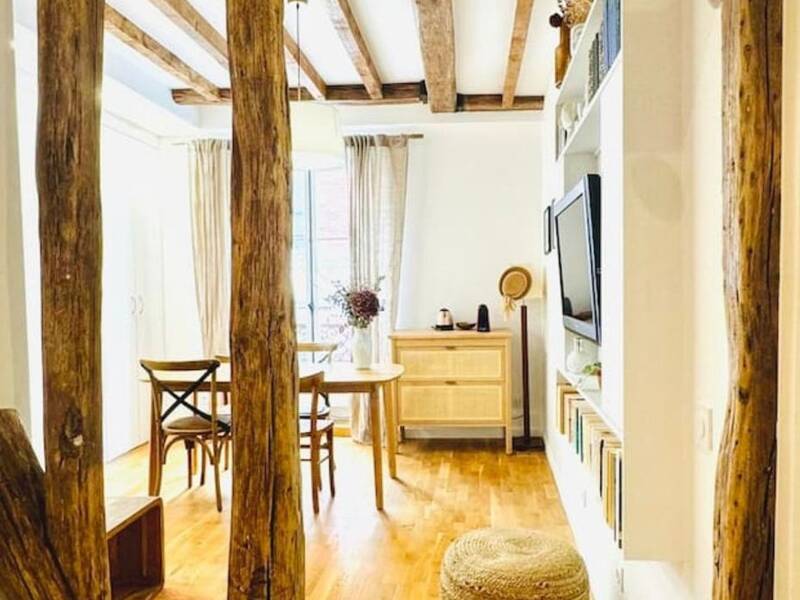 Maison à louer, 0m², PARIS 18E