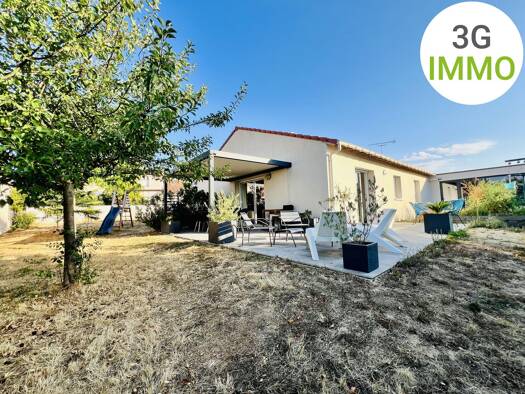 Maison de plain-pied à vendre 286 000 € 5 pièces 3 chambres 108 m² 581 m² de terrain Mazières-en-Mauges 49280