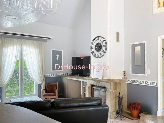 Maison à vendre 370 000 € 8 pièces 5 chambres 147,7 m² 643 m² de terrain Ormes 45140