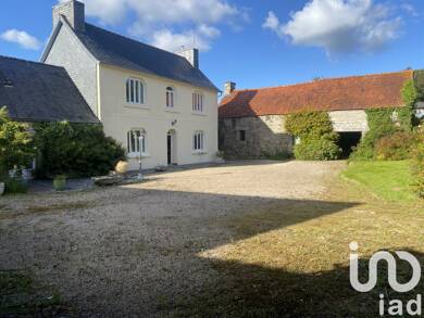Maison à vendre 250 000 € 10 pièces 5 chambres 184 m² 4 669 m² de terrain Plouegat-Moysan 29650