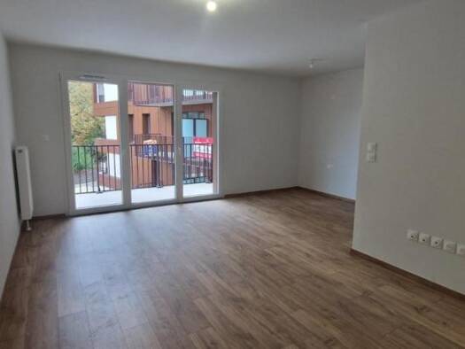 Appartement à louer 760 € 1 chambre 52,5 m² RDC Haubourdin 59320