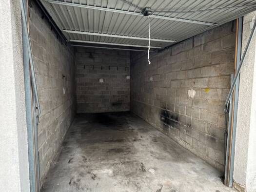 Parking à louer 92 € 14 m² Centre Ville-Rive Gauche Rouen 76100