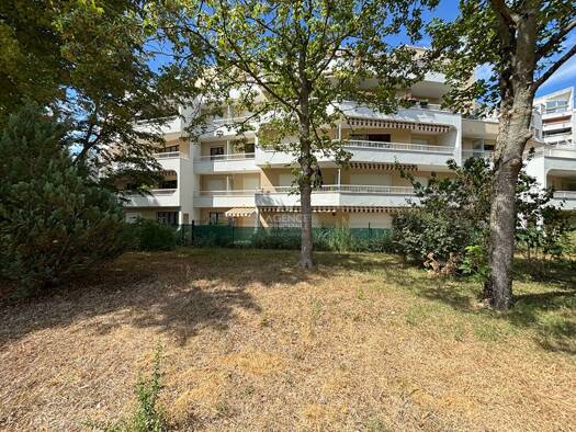 Appartement à vendre 195 000 € 3 pièces 2 chambres 68,4 m² Étage 2/3 Chemin Dupuis-Paradis Cergy 95000