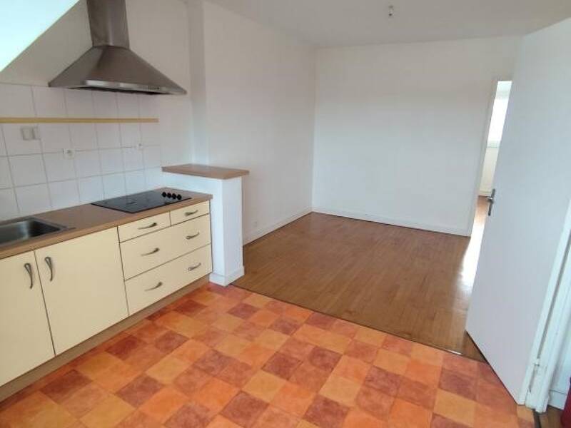 Maison à louer, 45m², LANDIVISIAU