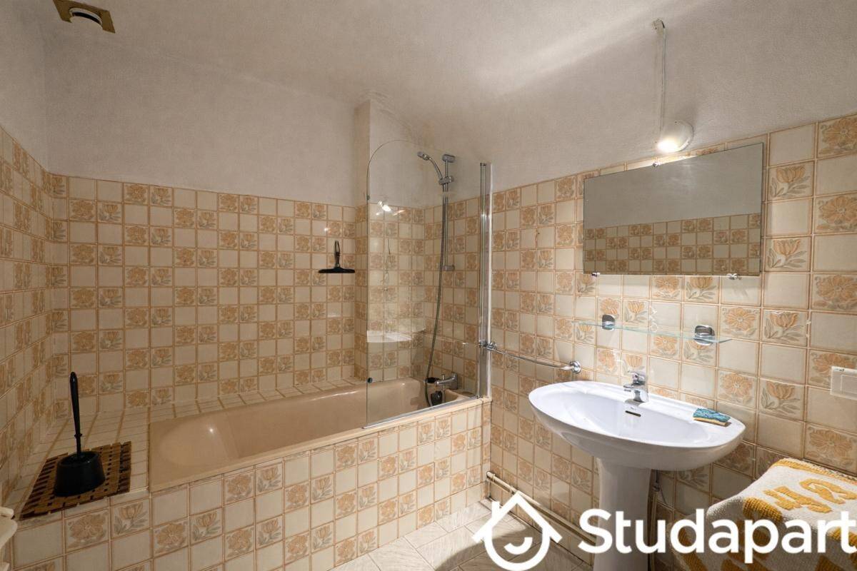 Maison à louer, 22m², PAU