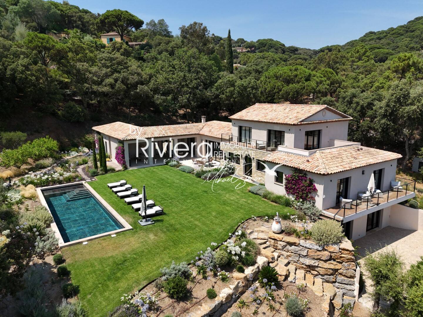 Maison à vendre, 352m², LA CROIX VALMER