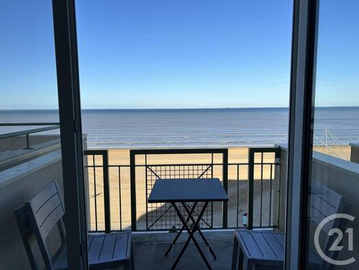 Appartement à louer 650 € 1 pièce 22,8 m² RDC Chatelaillon Plage 17340