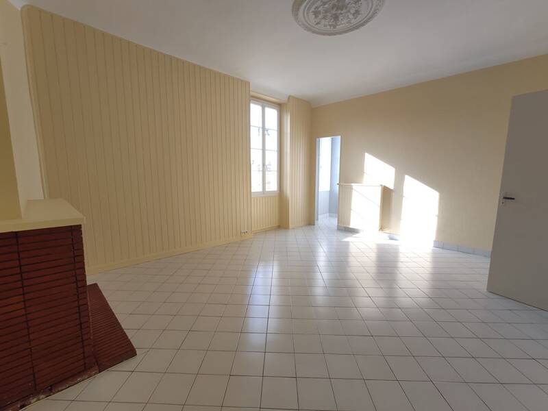 Maison à louer, 49m², TONNAY CHARENTE