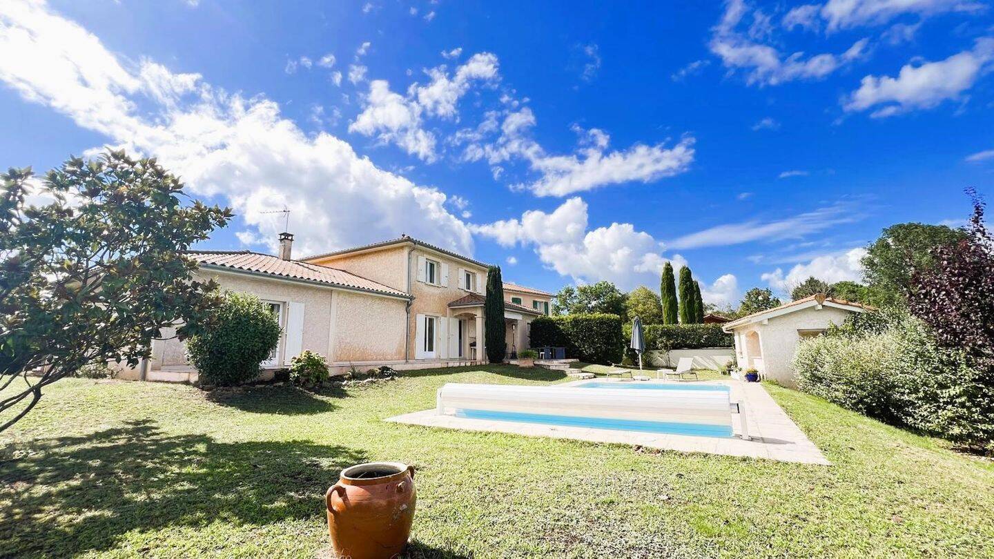 Maison à vendre, 170m², LA TOUR DE SALVAGNY