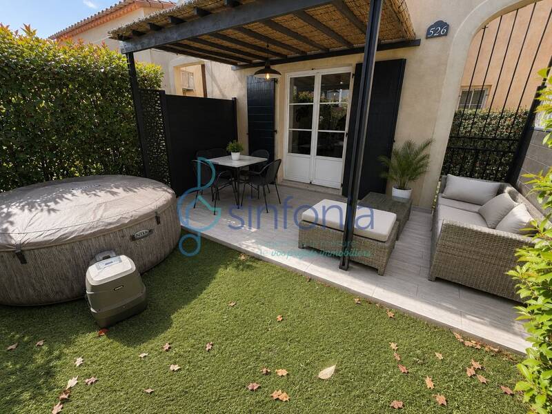Maison à vendre, 46m², GALLARGUES LE MONTUEUX