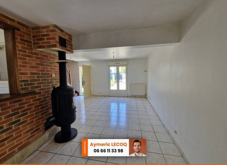 Maison à vendre 209 900 € 4 pièces 3<br/>chambres 78 m²<br/>superficie 273 m²<br/>terrain Bourgogne Saint Loup-Armenault Châtaigniers Saint-Jean-de-Braye 45800