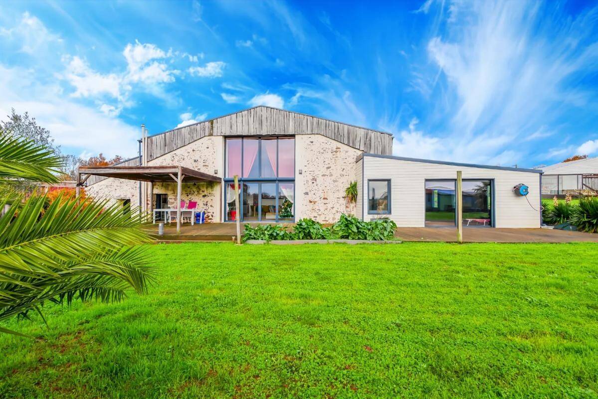 Maison à vendre, 256m², LE CHAMP SAINT PERE