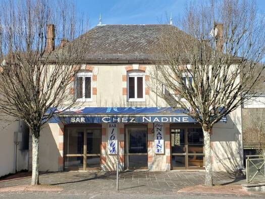 Maison de ville à vendre 84 500 € 7 pièces 4 chambres 136 m² Ydes 15210