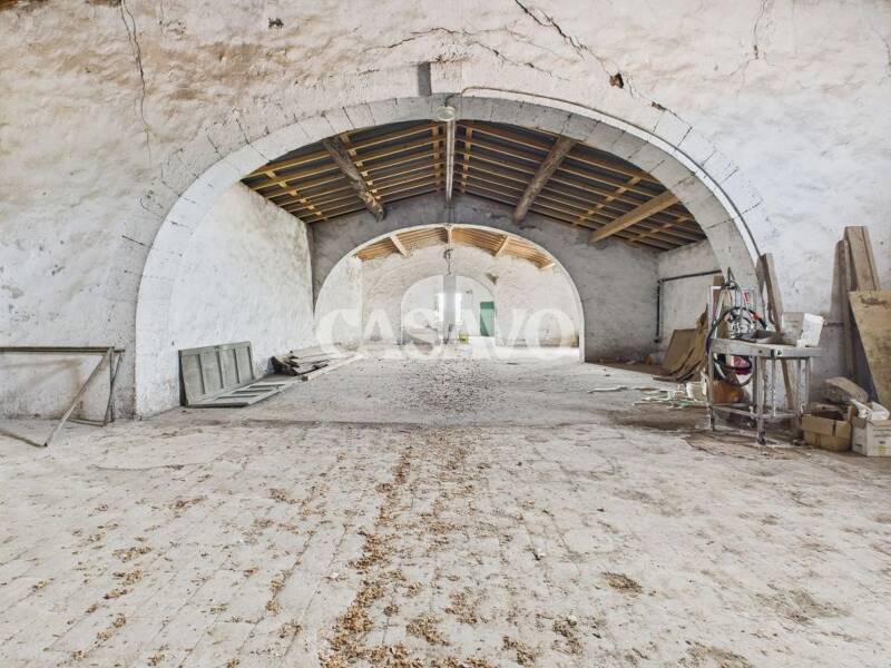 Maison à vendre, 1557m², LA FARE LES OLIVIERS