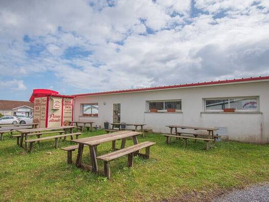 Restauration rapide / Fastfood à vendre Fonds de commerce 59 000 € 78 m² d'espace de restauration Pouillon 40350