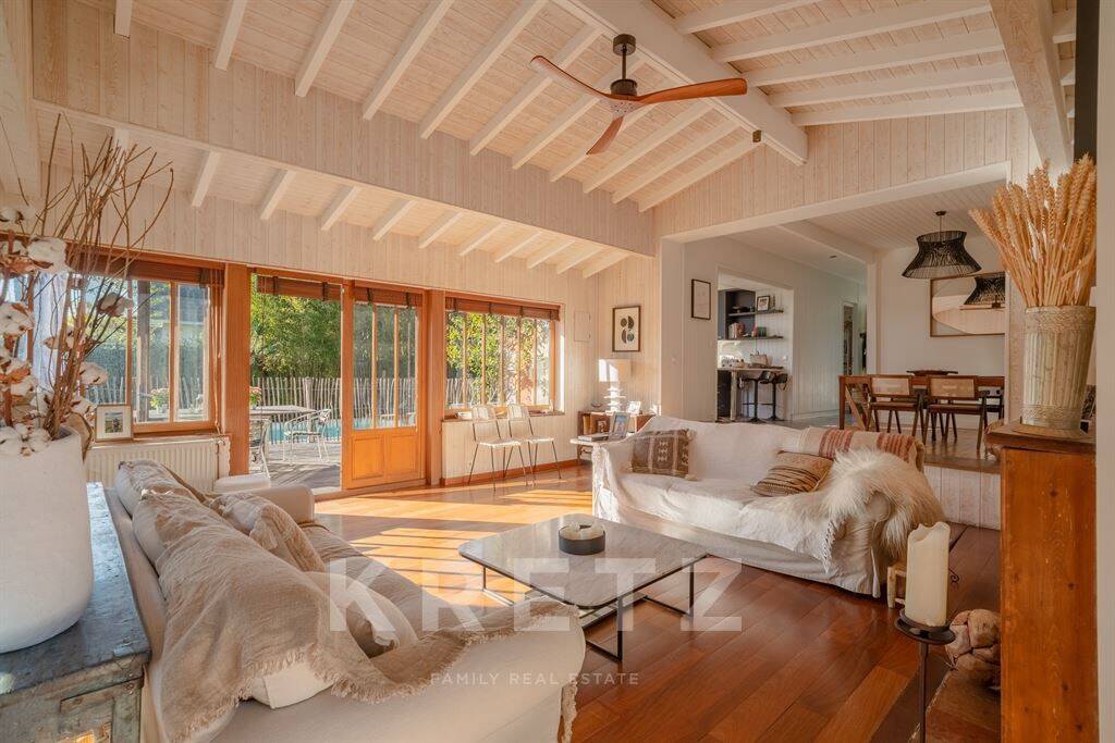 Maison à vendre, 160m², MERIGNAC
