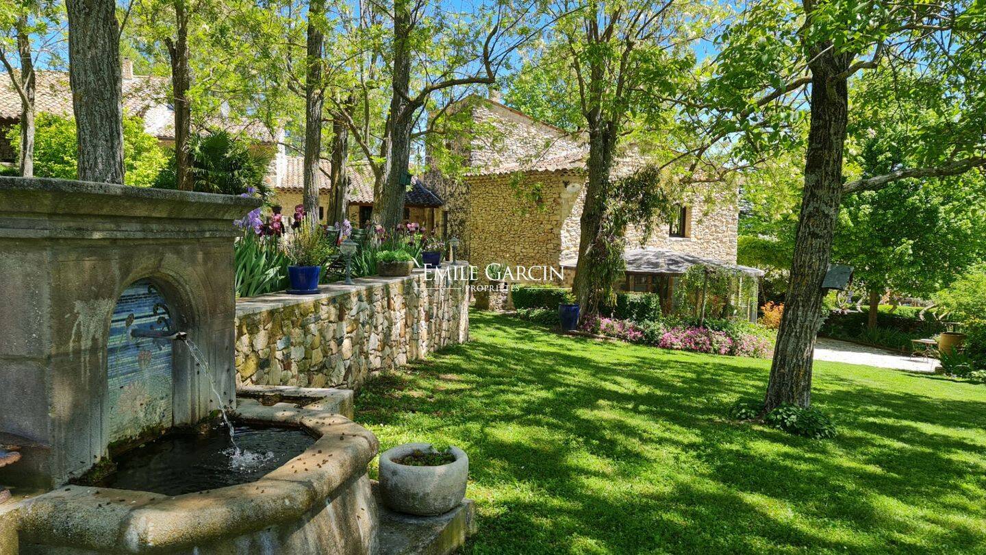 Maison à vendre, 300m², SAINT MICHEL L'OBSERVATOIRE
