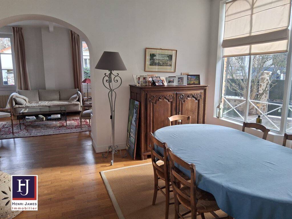 Maison à vendre, 140m², VERSAILLES