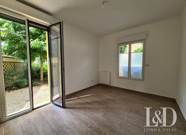 Appartement à vendre 239 000 € 2 pièces 1<br/>chambre 50,9 m²<br/>superficie RDC/2<br/>étage Nord Yvette Saint-Rémy-Lès-Chevreuse 78470