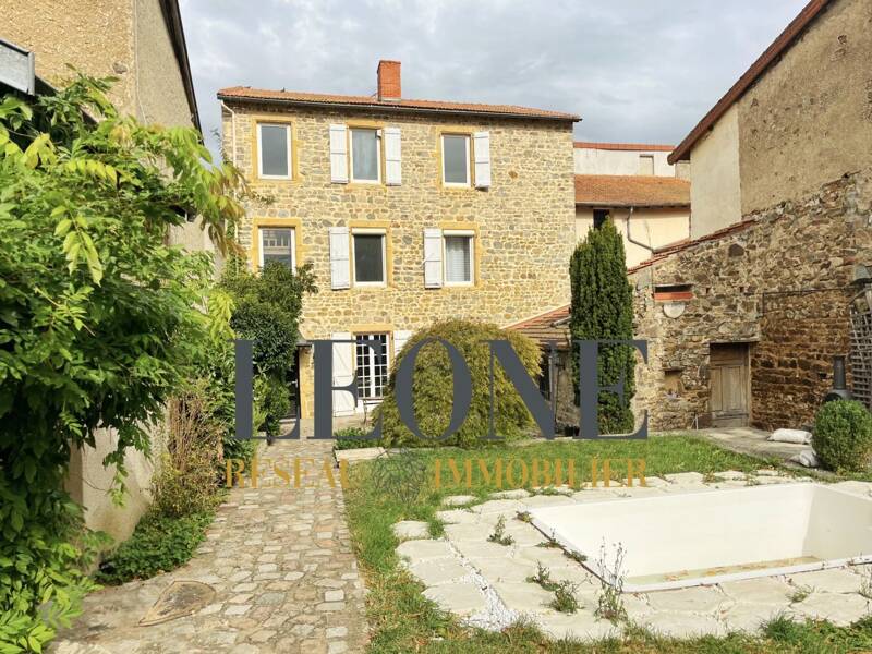 Maison à vendre, 315m², SAINT SYMPHORIEN DE LAY