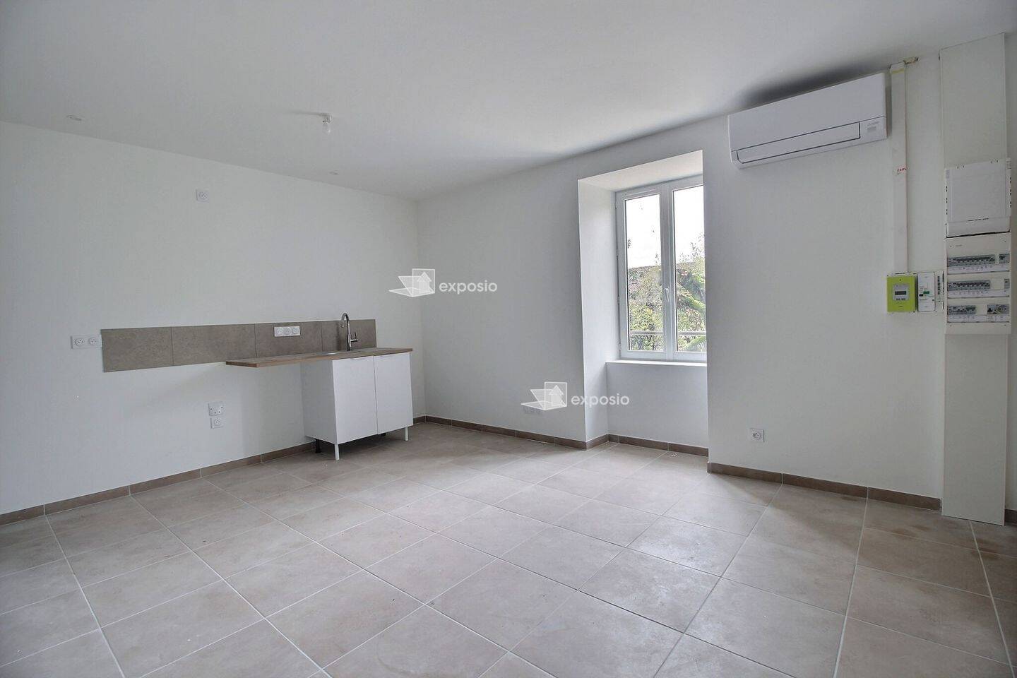 Maison à louer, 63m², SAINT NAZAIRE LES EYMES