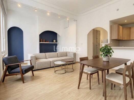 Appartement à vendre 260 000 € 3 pièces 2 chambres 78 m² Étage 1/4 Saint Charles Marseille 1er arrondissement 13001