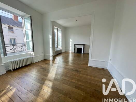 Appartement à vendre 112 000 € 2 pièces 1 chambre 56 m² Étage 1/2 Meung-sur-Loire 45130