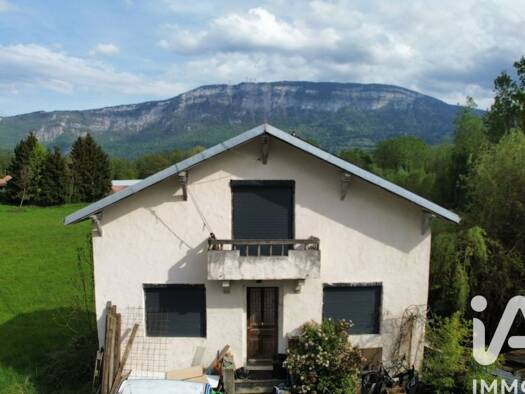 Maison à vendre 179 000 € 3 pièces 2 chambres 79 m² 461 m² de terrain Saint-Alban-de-Montbel 73610