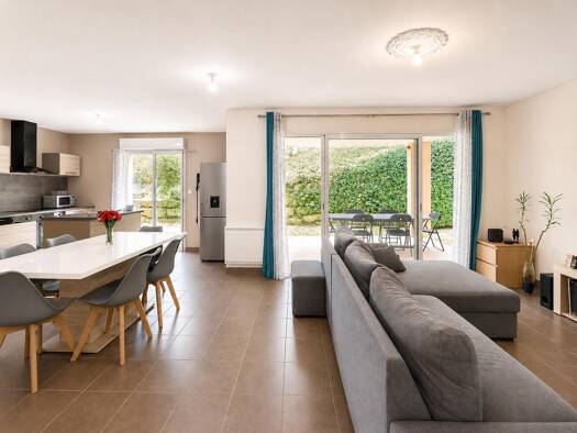 Appartement à vendre 252 000 € 4 pièces 3 chambres 85 m² 1er étage Pont-de-Chéruy 38230