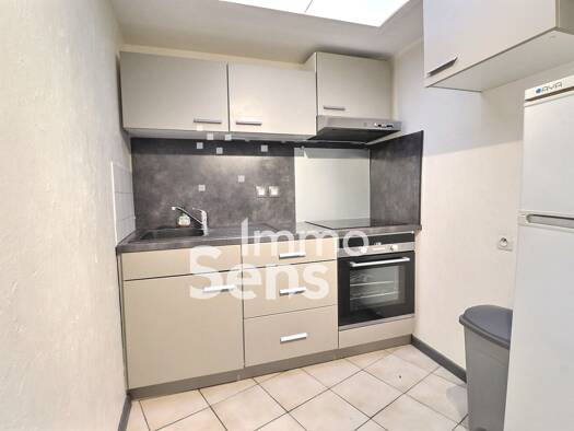 Appartement à vendre 109 000 € 2 pièces 1 chambre 32,11 m² Centre La Madeleine 59110