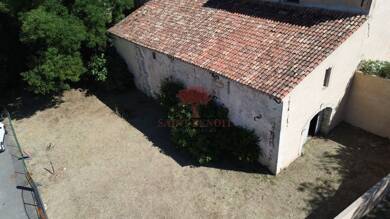 Ferme à vendre 189 000 € 1 pièce 147 m² 500 m² de terrain Montpeyroux 34150
