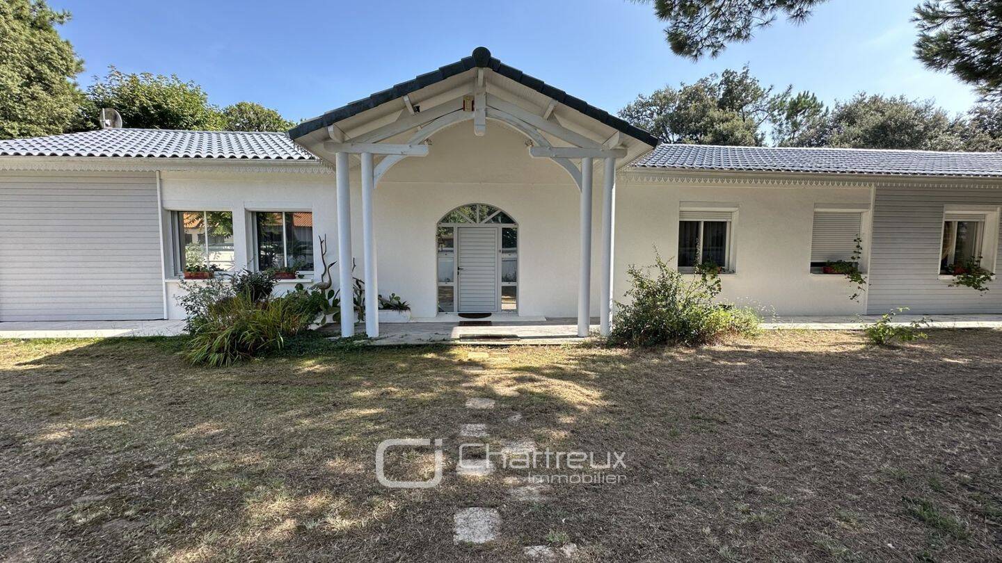 Maison à vendre, 235m², SAINT PALAIS SUR MER